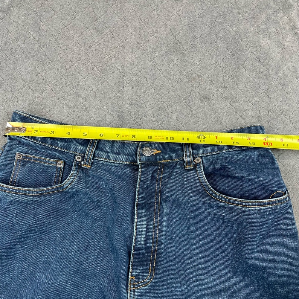 Bill Blass High Rise Blue Jeans - Picture 6 of 11